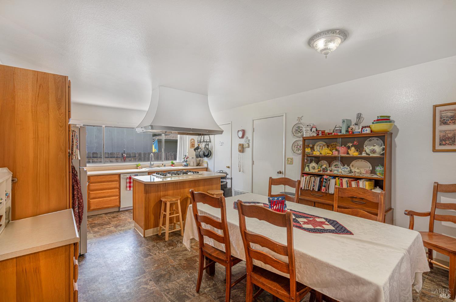 1551 West 3rd Street Santa Rosa, CA 95401 - Photo 5 of 26