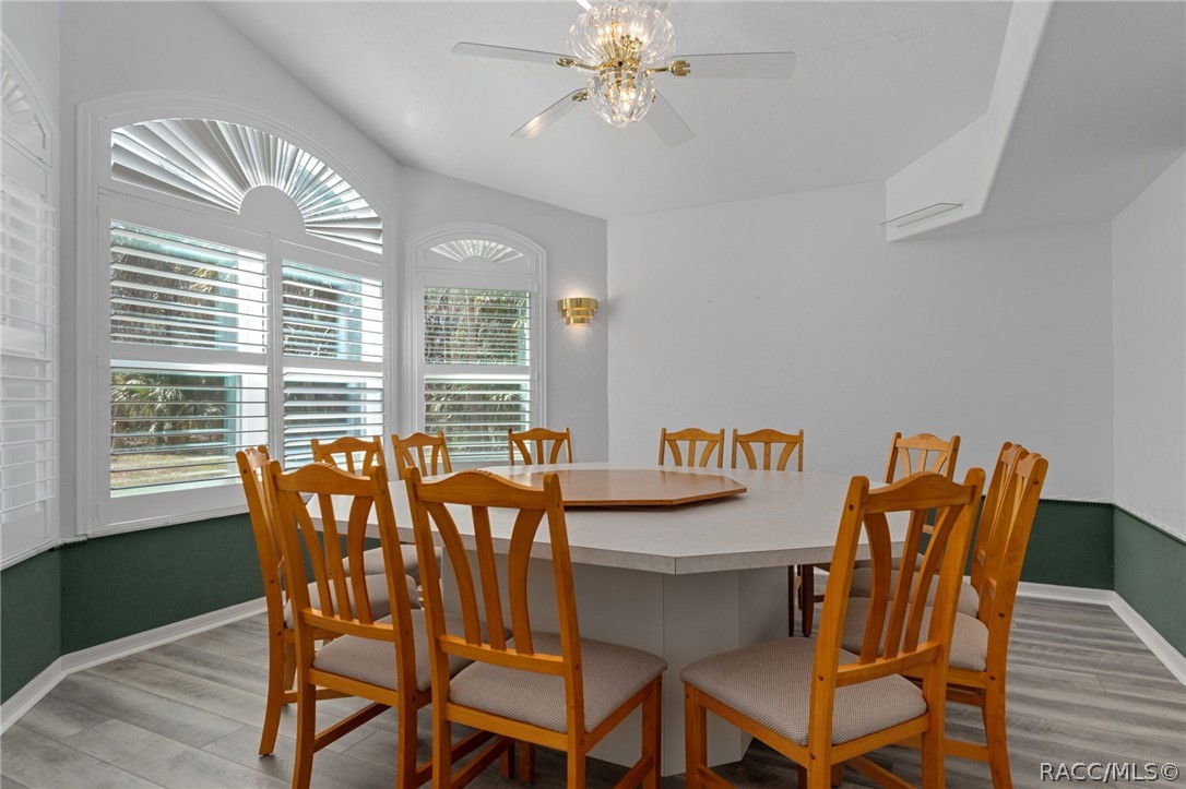 35 Captains Cove Road Inglis, FL 34449 - Photo 8 of 70