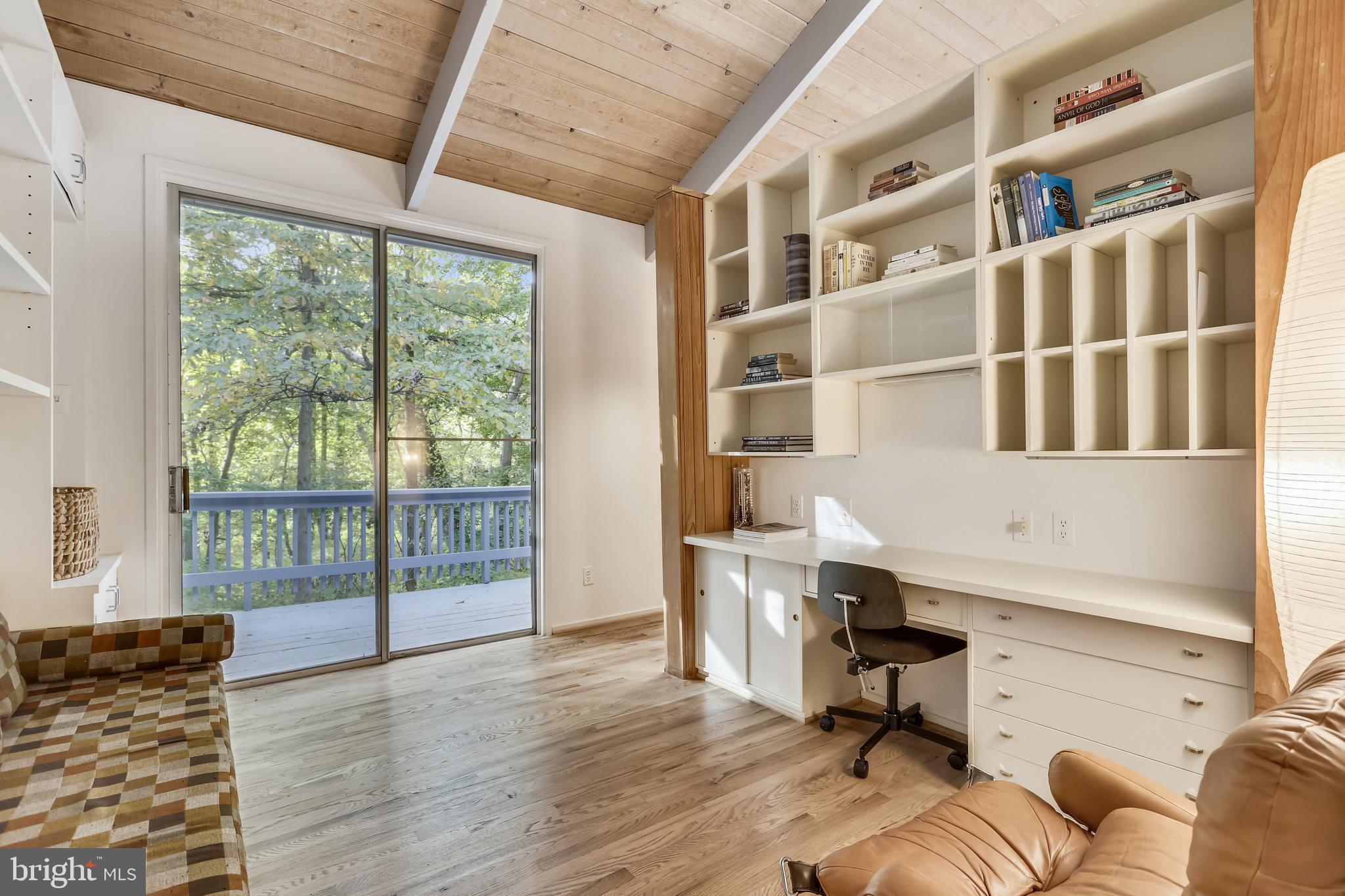 3928 Rickover Road Silver Spring, MD 20902 - Photo 24 of 62 a view of a livingroom with workspace and a window