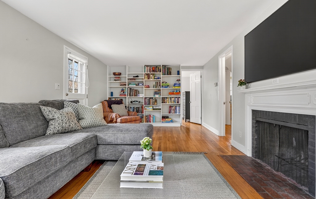 63 Lexington Road Concord, MA 01742 - Photo 4 of 20