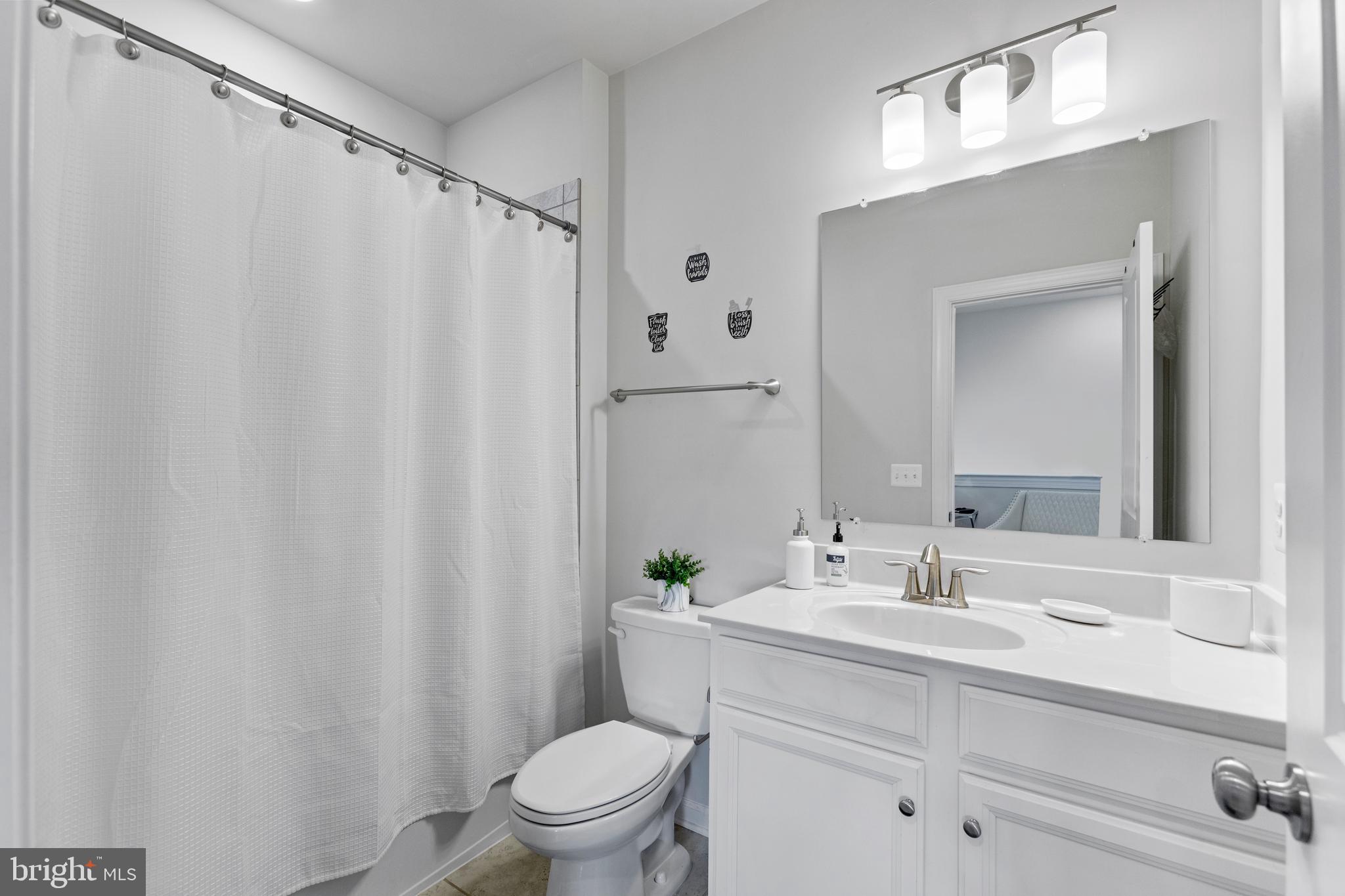 7101 Delegate Place Frederick, MD 21703 - Photo 18 of 19 Upper Level Full Bath