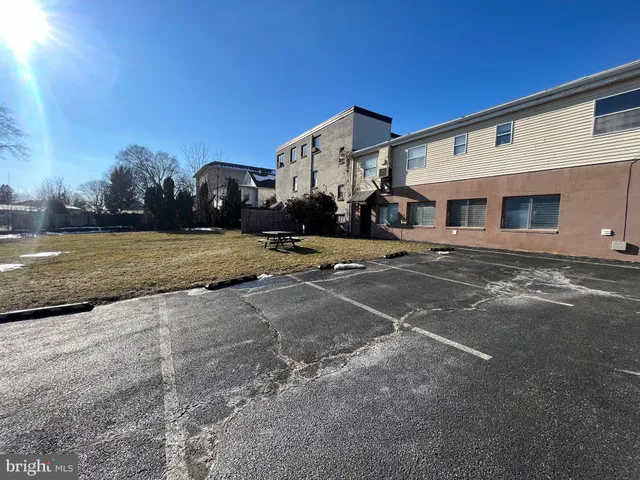 $1,195 | 1132 East Chocolate Avenue, Unit C, Hershey, PA 17033