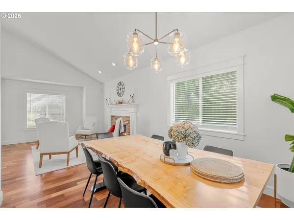 $625,000 | 11989 Southeast Eagle Drive, Clackamas, OR 97015