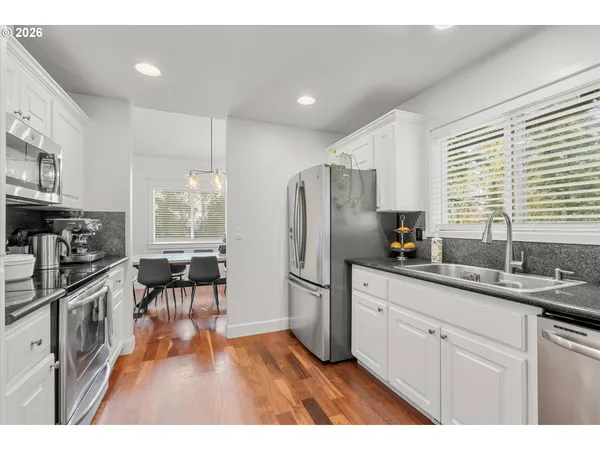 $625,000 | 11989 Southeast Eagle Drive, Clackamas, OR 97015