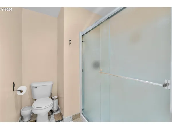 $625,000 | 11989 Southeast Eagle Drive, Clackamas, OR 97015