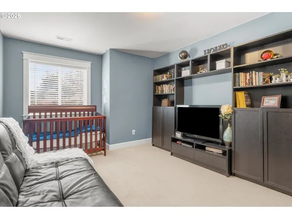 $625,000 | 11989 Southeast Eagle Drive, Clackamas, OR 97015