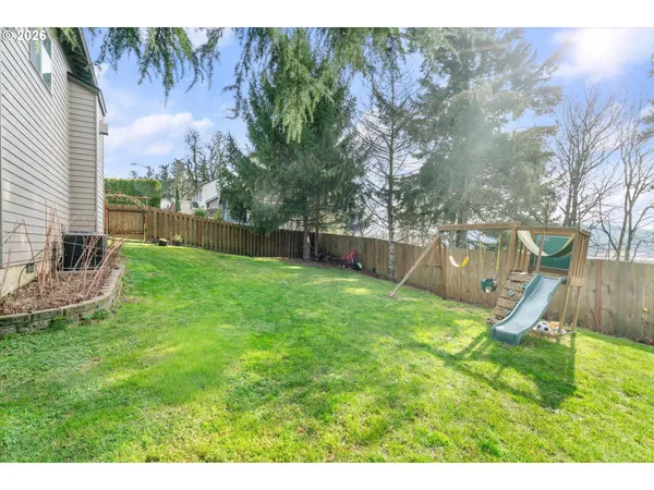 $625,000 | 11989 Southeast Eagle Drive, Clackamas, OR 97015