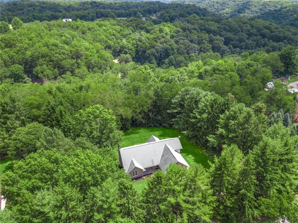 156 West Mowry Road Monaca, PA 15061 - Photo 2 of 25 In your own world here!