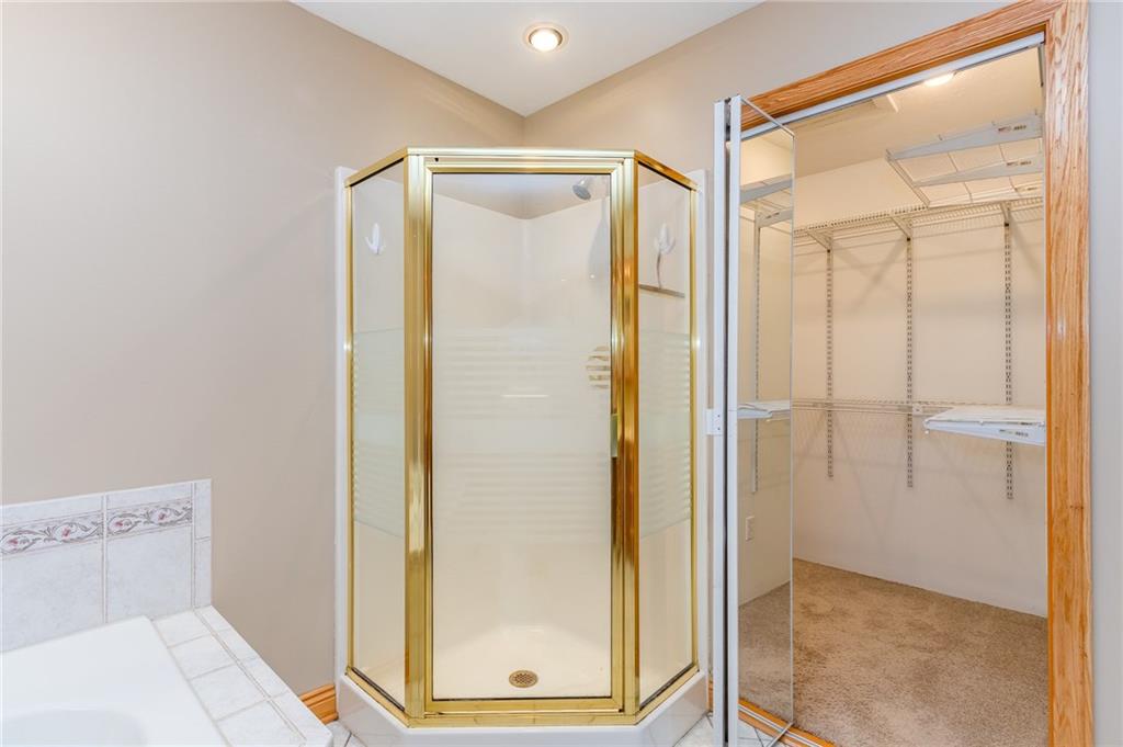 156 West Mowry Road Monaca, PA 15061 - Photo 11 of 25 Master bath....walk in closet!