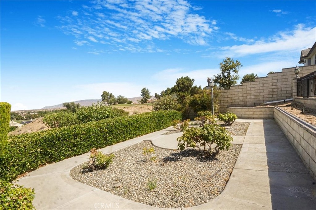 13097 Sage Hen Road Victorville, CA 92395 - Photo 24 of 75