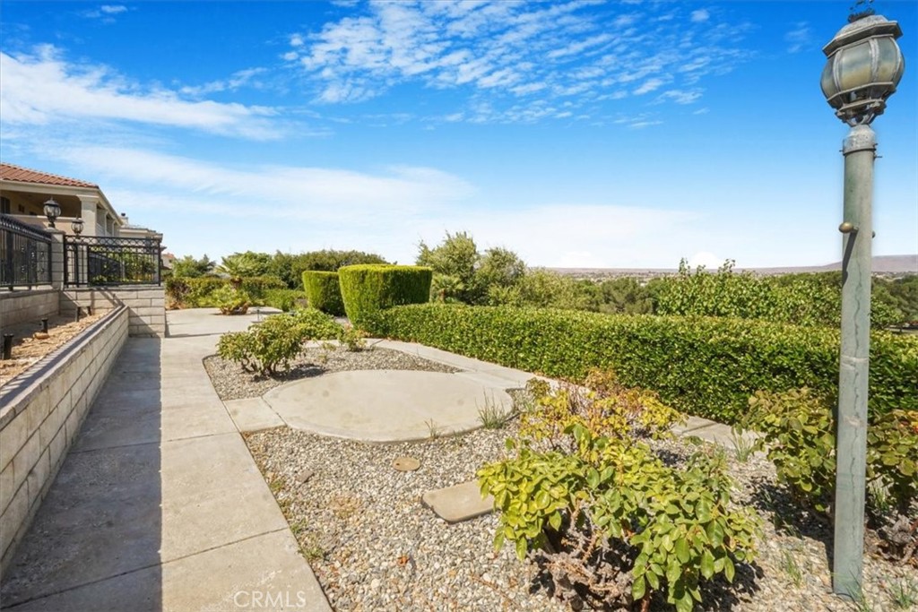 13097 Sage Hen Road Victorville, CA 92395 - Photo 25 of 75