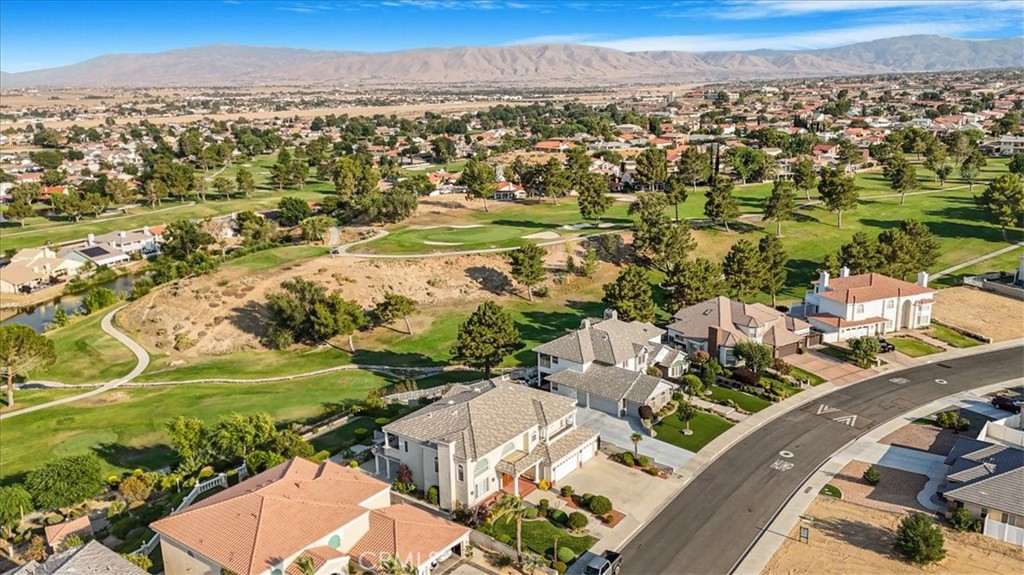 13097 Sage Hen Road Victorville, CA 92395 - Photo 4 of 75