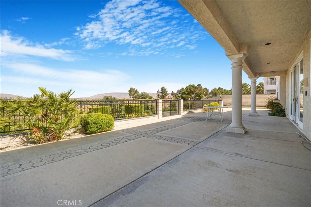 13097 Sage Hen Road Victorville, CA 92395 - Photo 9 of 63