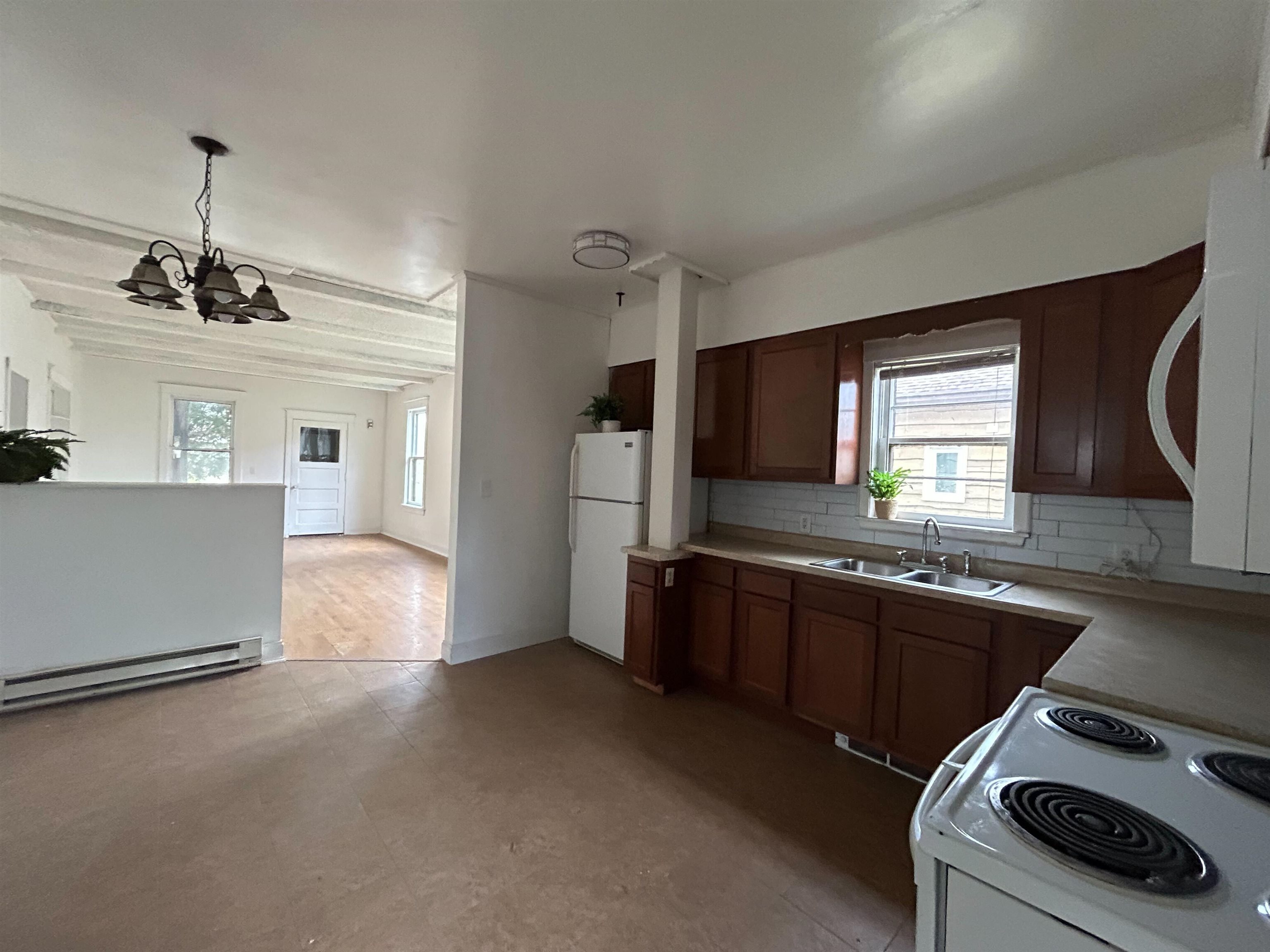 619 13th Street South Virginia, MN 55792 - Photo 4 of 20