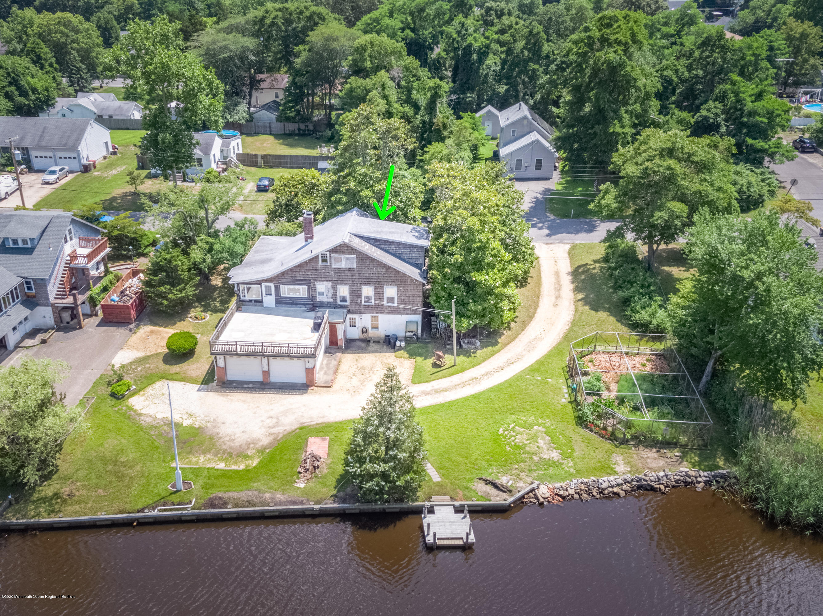607 Riverside Drive Bayville, NJ 08721 - Photo 1 of 10 an aerial view of a