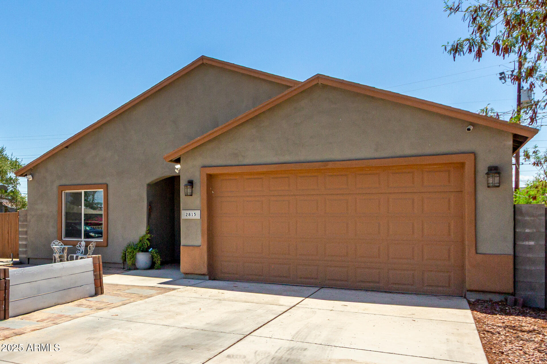 2815 West Almeria Road Phoenix, AZ 85009 - Photo 6 of 38 06 Almeria