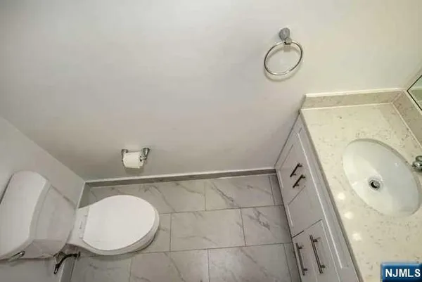 $3,800 | 2402 Richard Court, Mahwah, NJ 07430