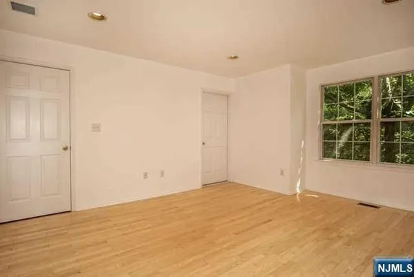 $3,800 | 2402 Richard Court, Mahwah, NJ 07430