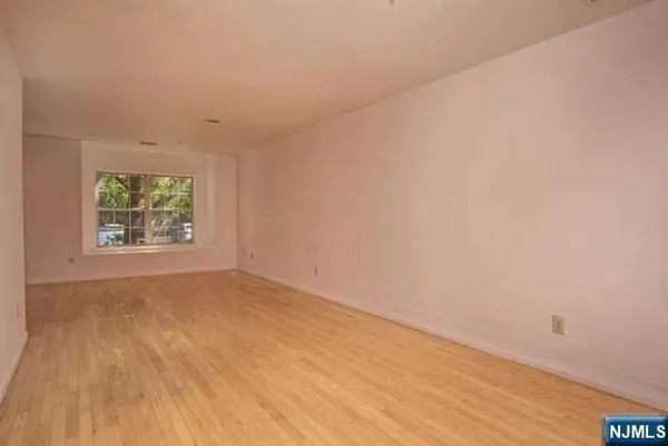 $3,800 | 2402 Richard Court, Mahwah, NJ 07430