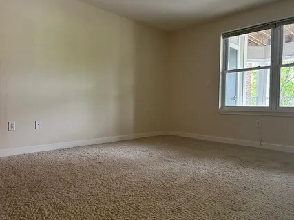 $3,450 | 318 Rindge Avenue, Unit 203, Cambridge, MA 02140