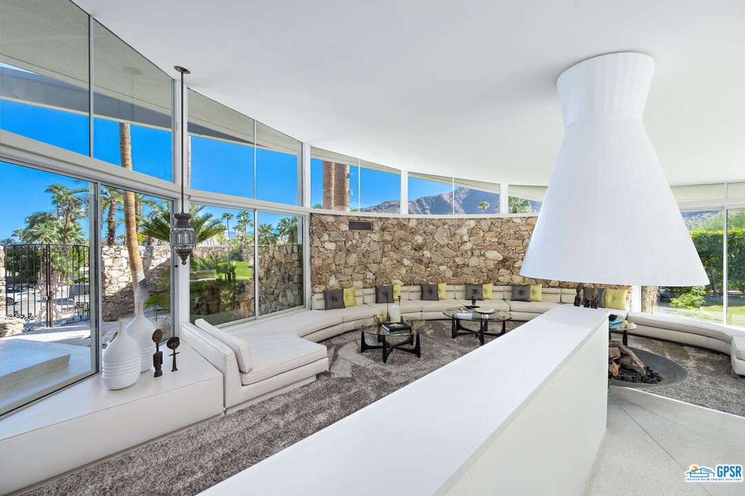 1350 Ladera Circle Palm Springs, CA 92262 - Photo 16 of 54 a very nice looking room with a large window