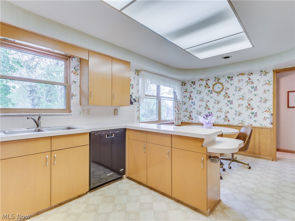 2006 Brookshire Road Akron, OH 44313 - Photo 15 of 35 Gallery Image 15