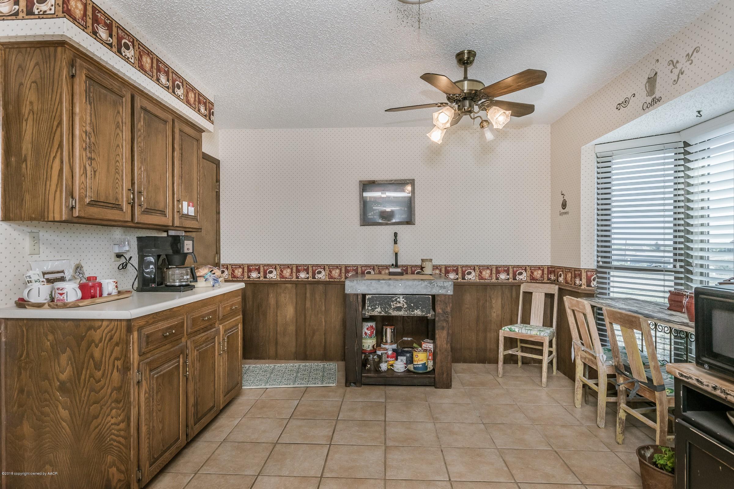5455 Ranch View Drive Amarillo, TX 79124 - Photo 12 of 29 013_Kitchen-3