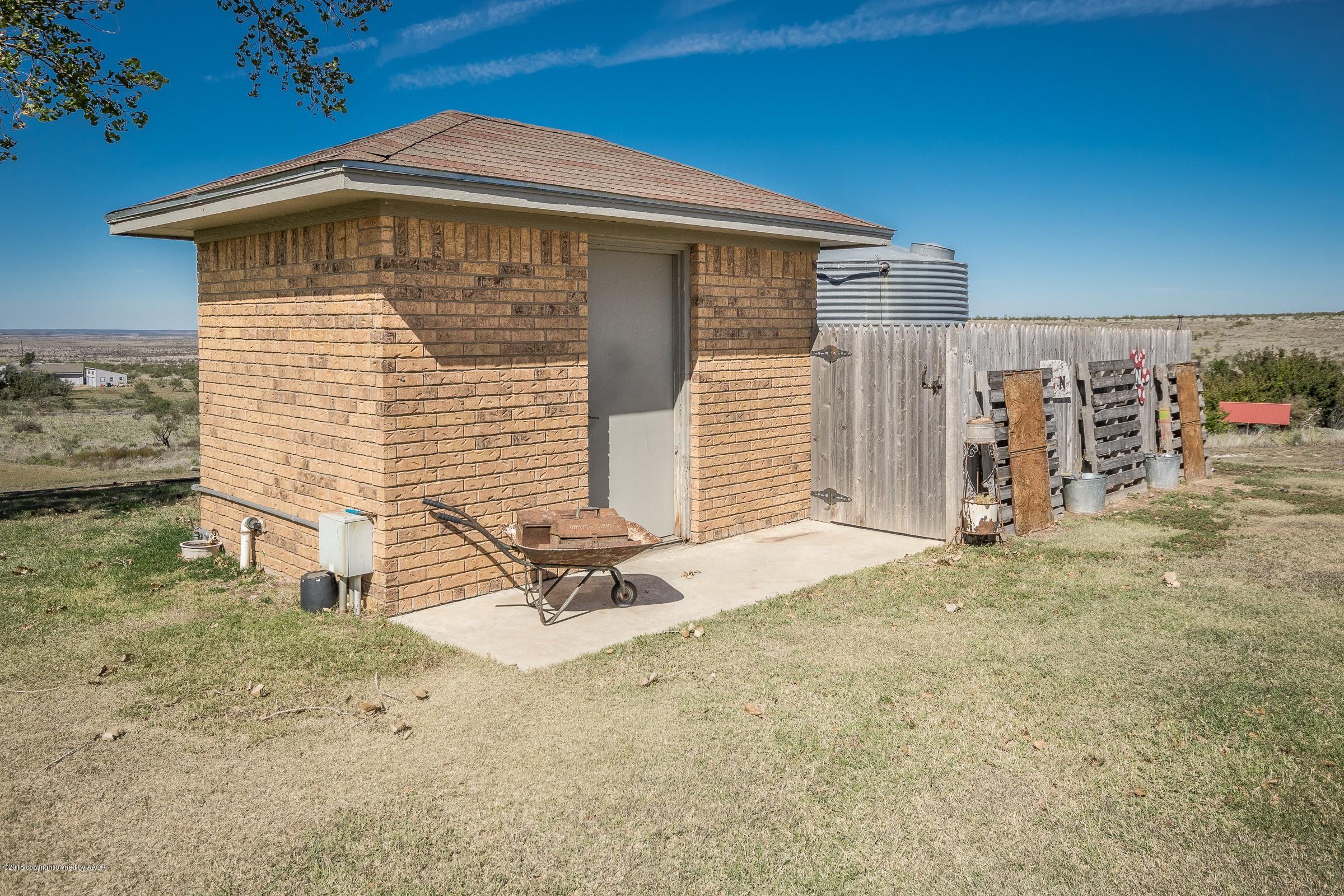 5455 Ranch View Drive Amarillo, TX 79124 - Photo 22 of 29 023_Well House