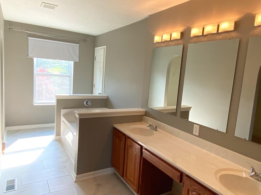 110 Walnut Drive McKees Rocks, PA 15136 - Photo 13 of 25 Gallery Image 13