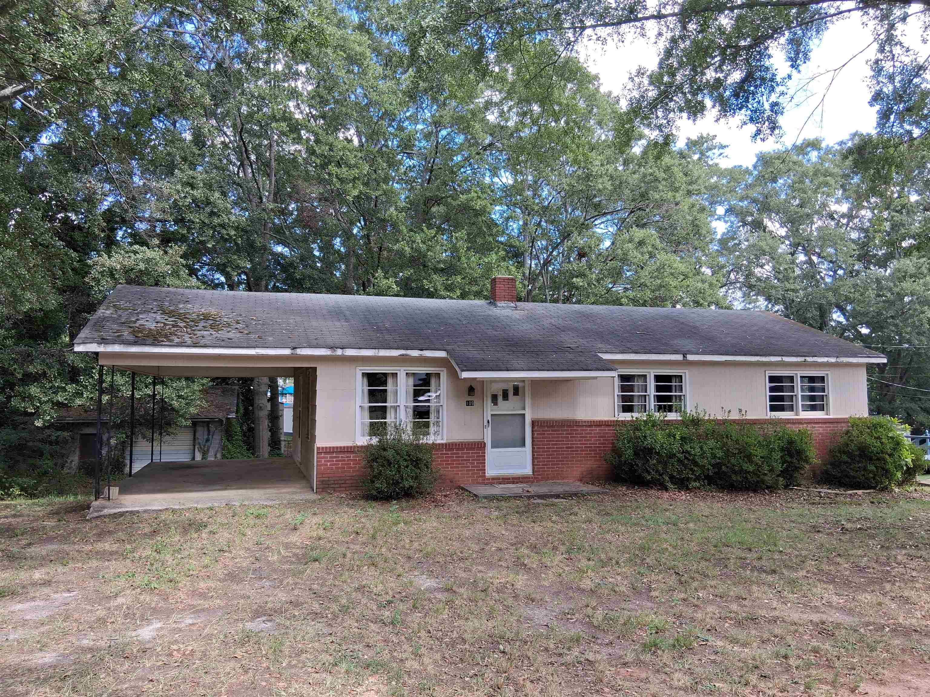 109 State Rd S-42-8392 Boiling Springs, SC 29316 - Photo 1 of 15 Gallery Image 1