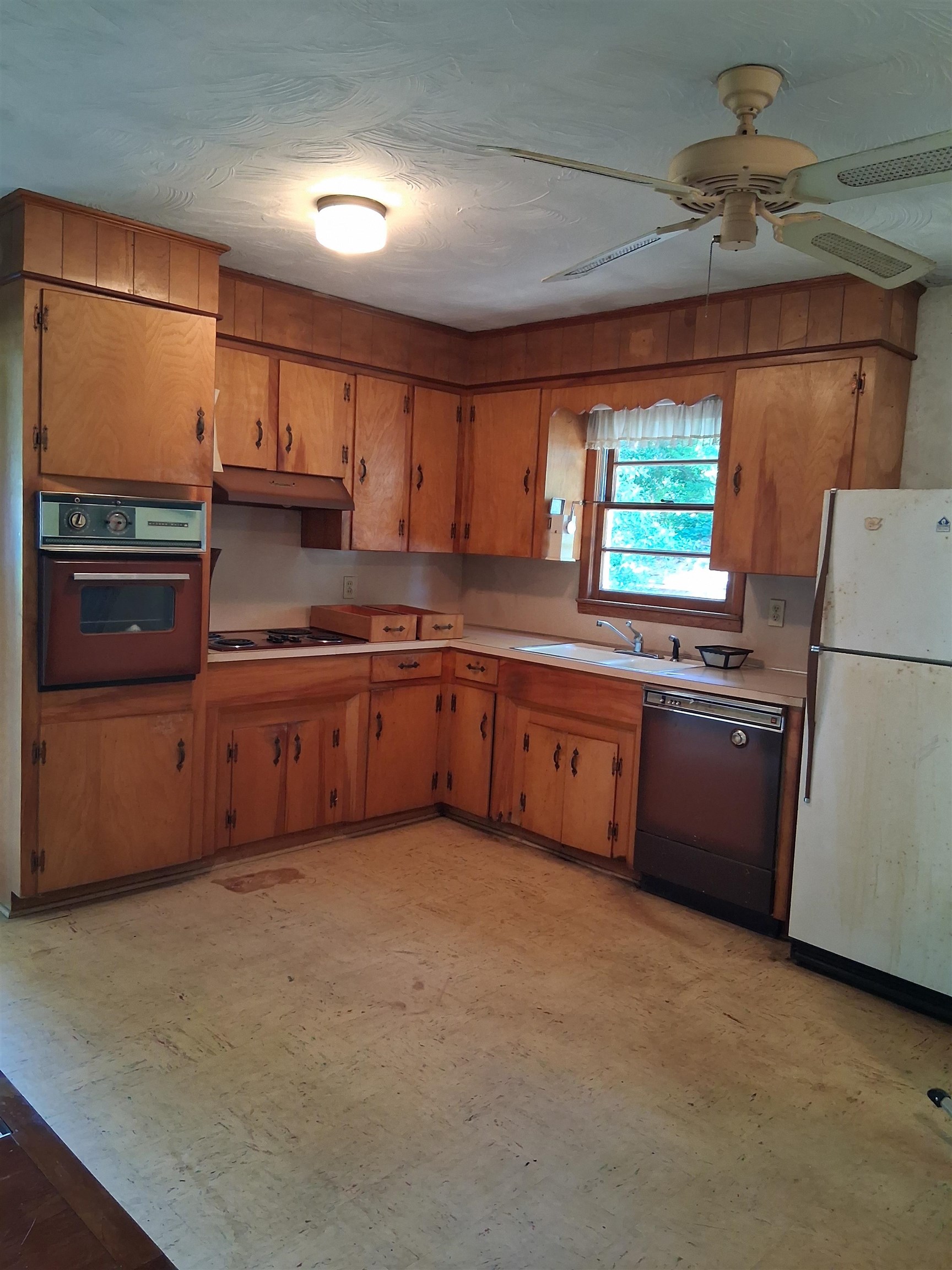 109 State Rd S-42-8392 Boiling Springs, SC 29316 - Photo 5 of 15 Gallery Image 5