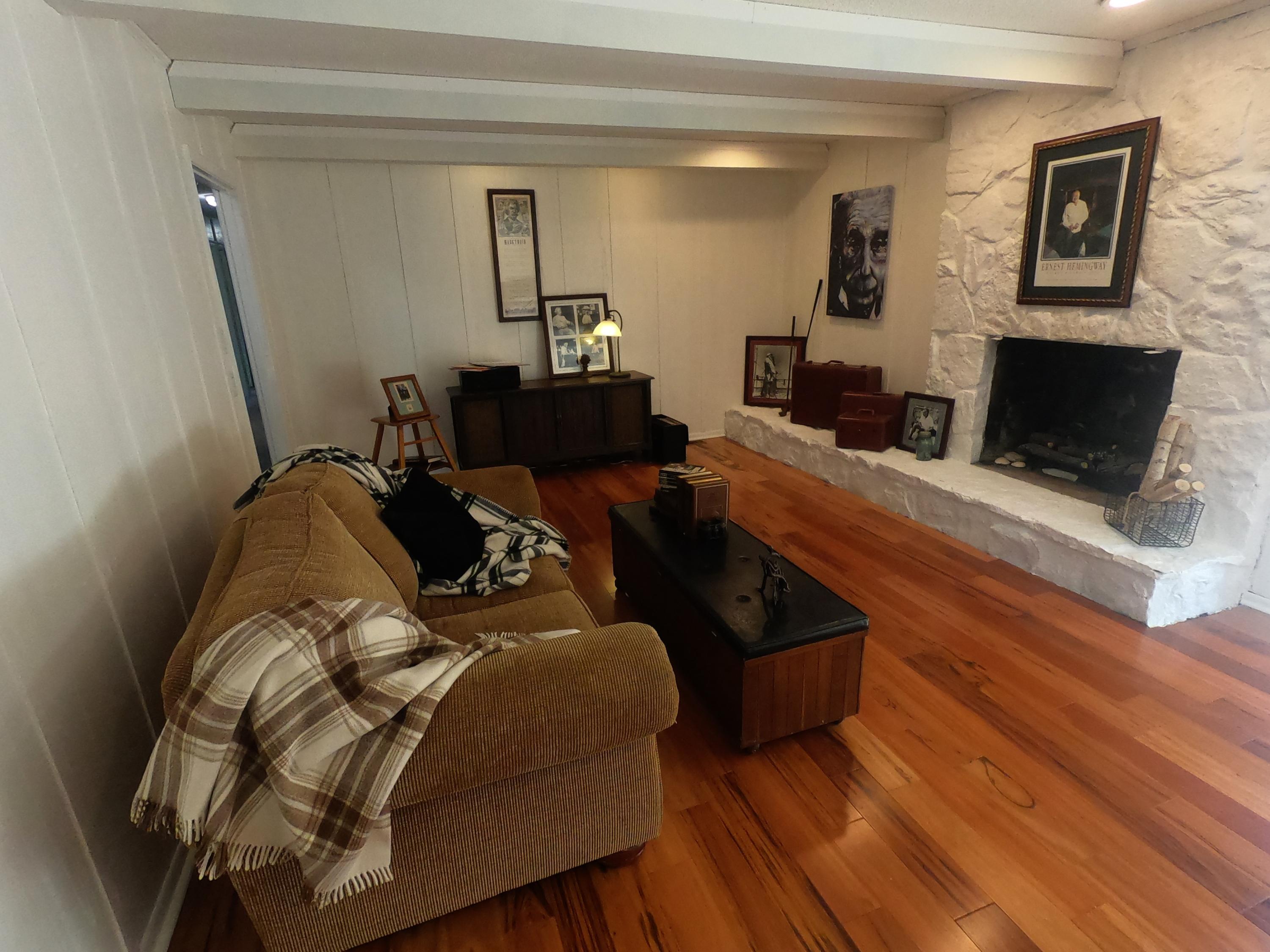 913 Shady Fork Road Chattanooga, TN 37421 - Photo 9 of 29 08 Den 01