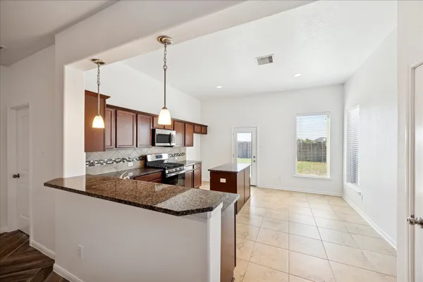 $2,350 | 8115 Aleppo Pine Lane, Cypress, TX 77433