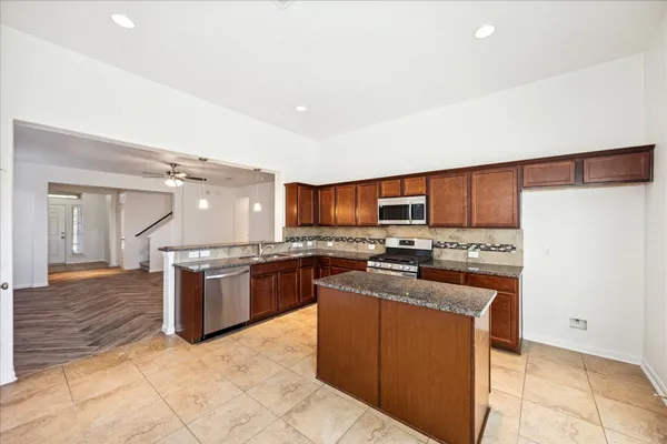 $2,350 | 8115 Aleppo Pine Lane, Cypress, TX 77433
