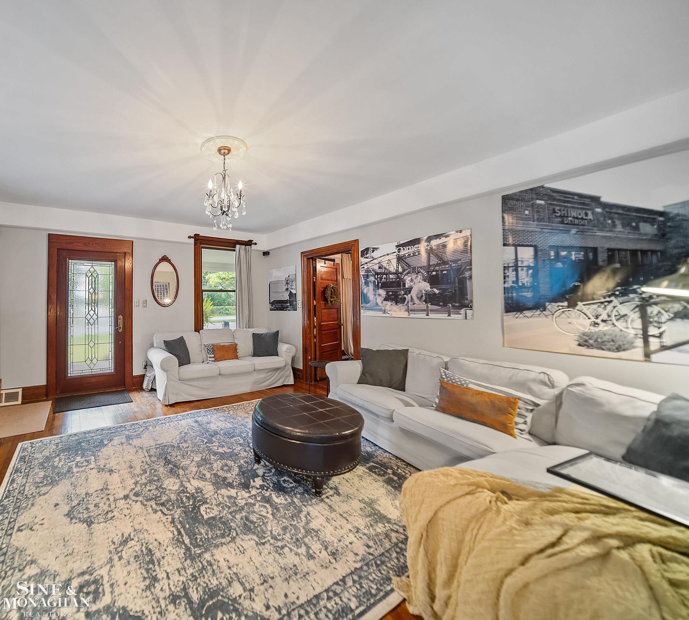 198 Kerby Road Grosse Pointe Farms, MI 48236 - Photo 9 of 40