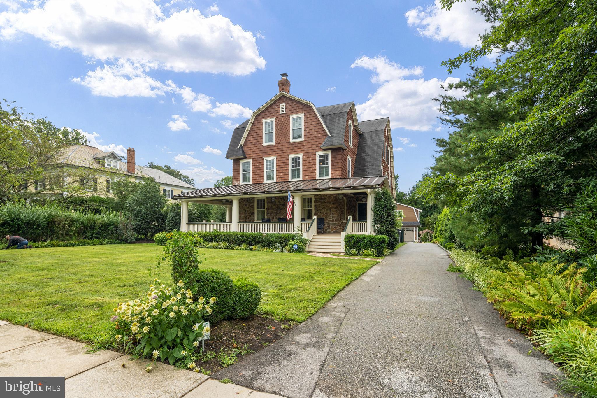 416 St Davids Road Wayne, PA 19087 - Photo 2 of 45