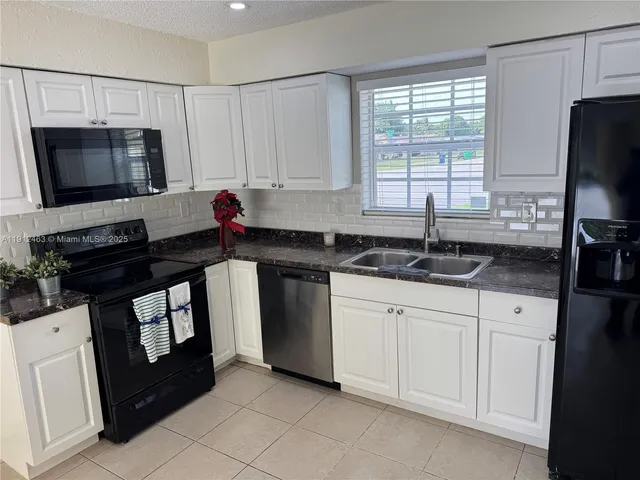 $3,450 | 1830 Northwest 61st Avenue, Unit 1830, Sunrise, FL 33313