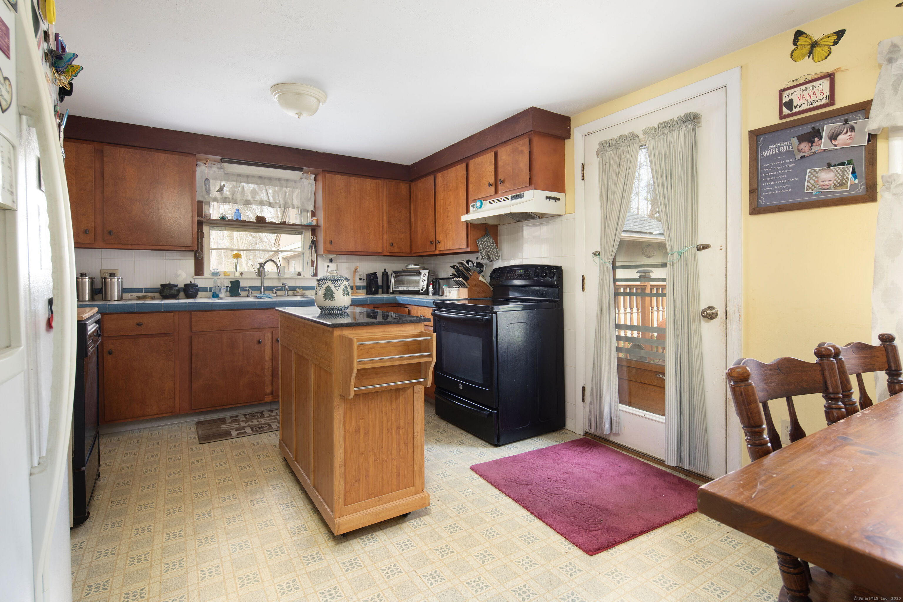 89 Highway 7 Canaan, CT 06031 - Photo 12 of 38