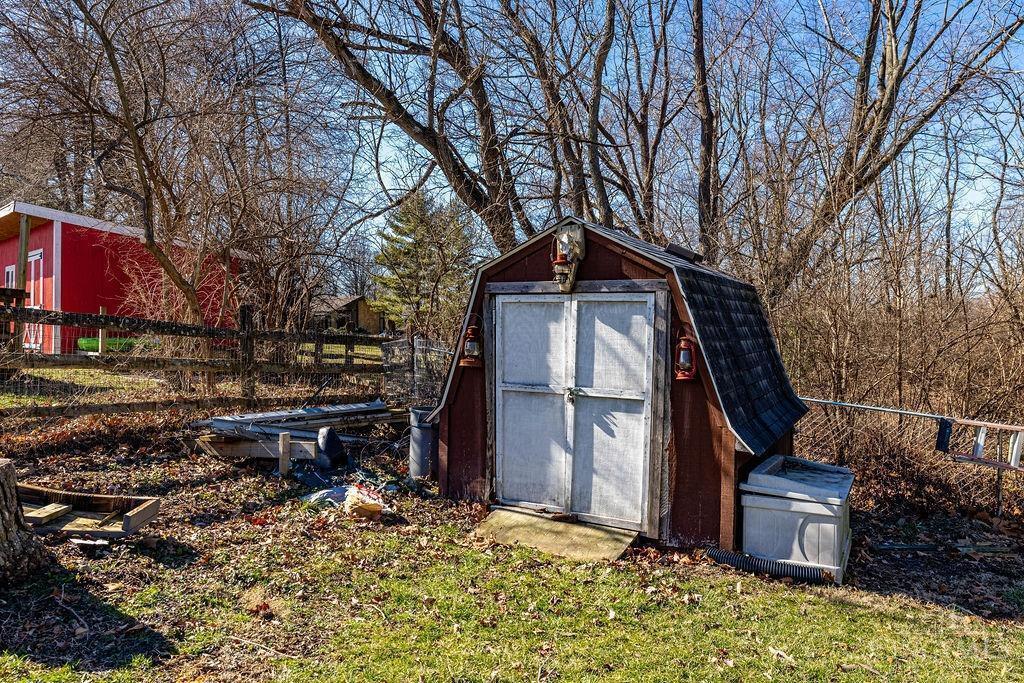 3353 South Road Cincinnati, OH 45248 - Photo 41 of 43