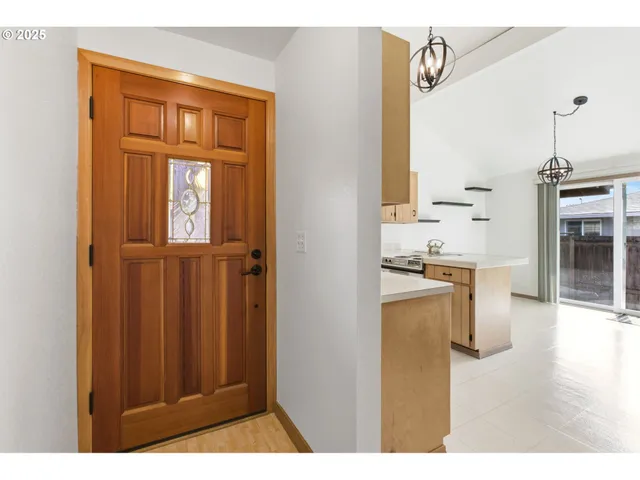 $665,000 | 2423 Benson Lane, Eugene, OR 97408