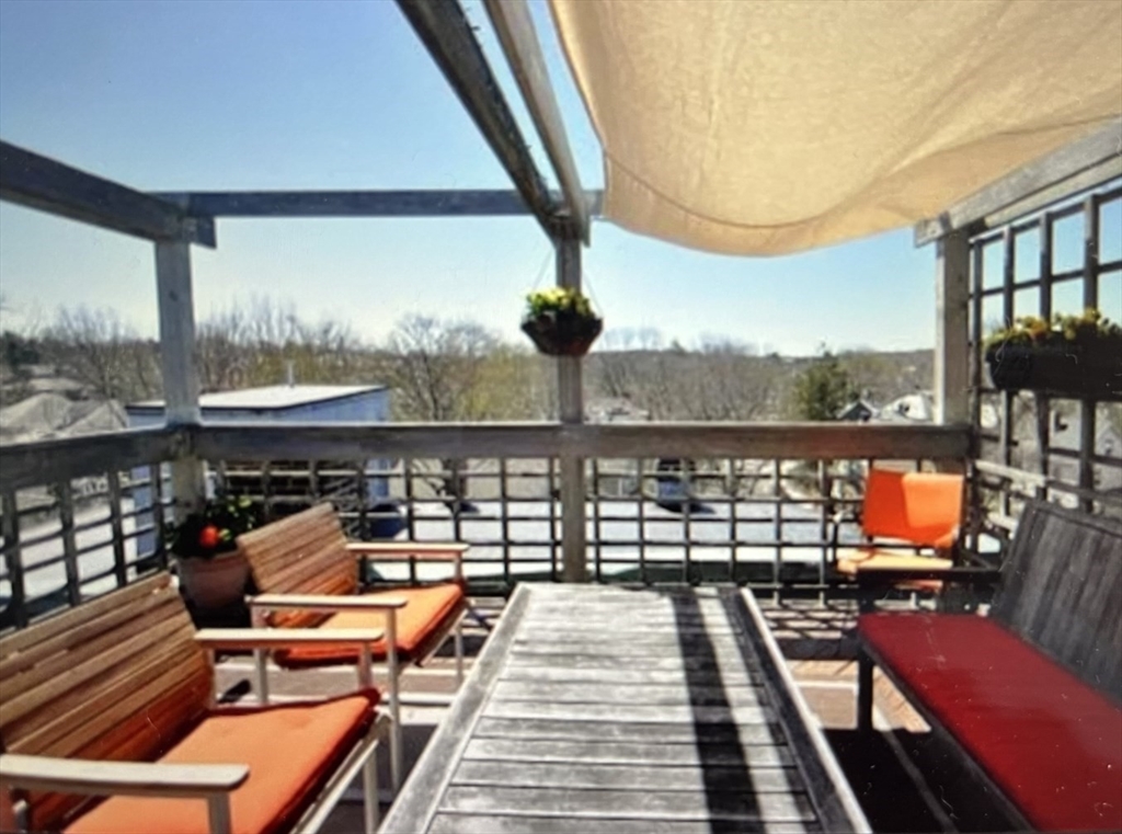 336 Washington Street, Unit 3 Brookline, MA 02445 - Photo 4 of 7