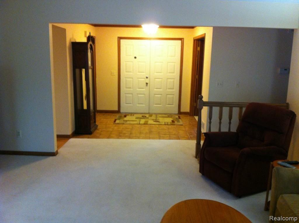 2111 Cumberland Road Rochester Hills, MI 48307 - Photo 6 of 6