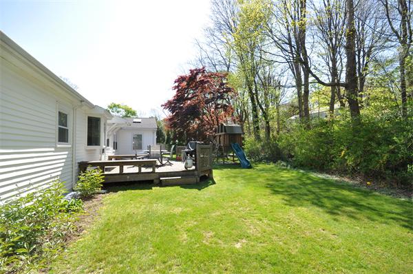 40 Lawrence Lane Lexington, MA 02421 - Photo 15 of 16