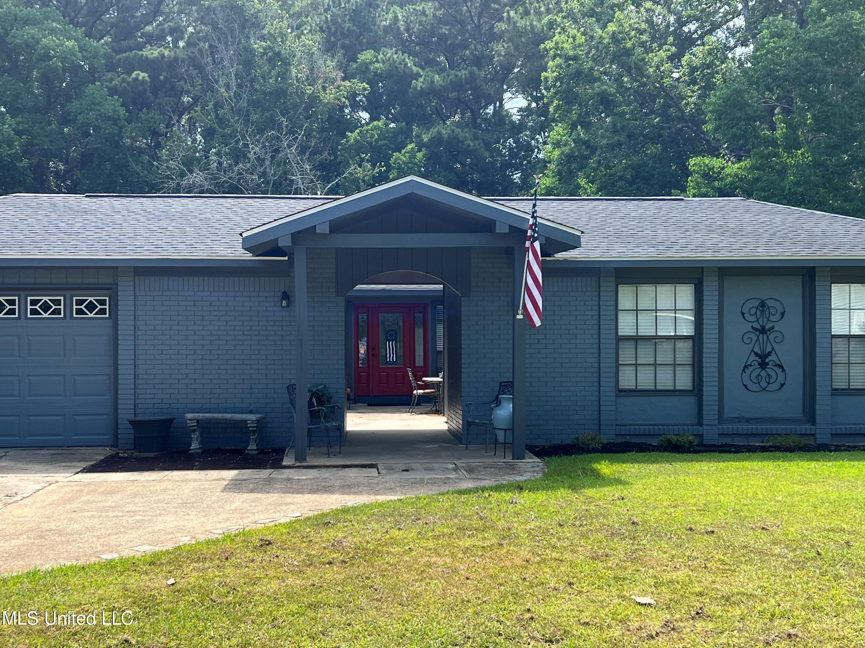 5237 Rue St Germain Gautier, MS 39553 - Photo 1 of 40 IMG_1022 (2)
