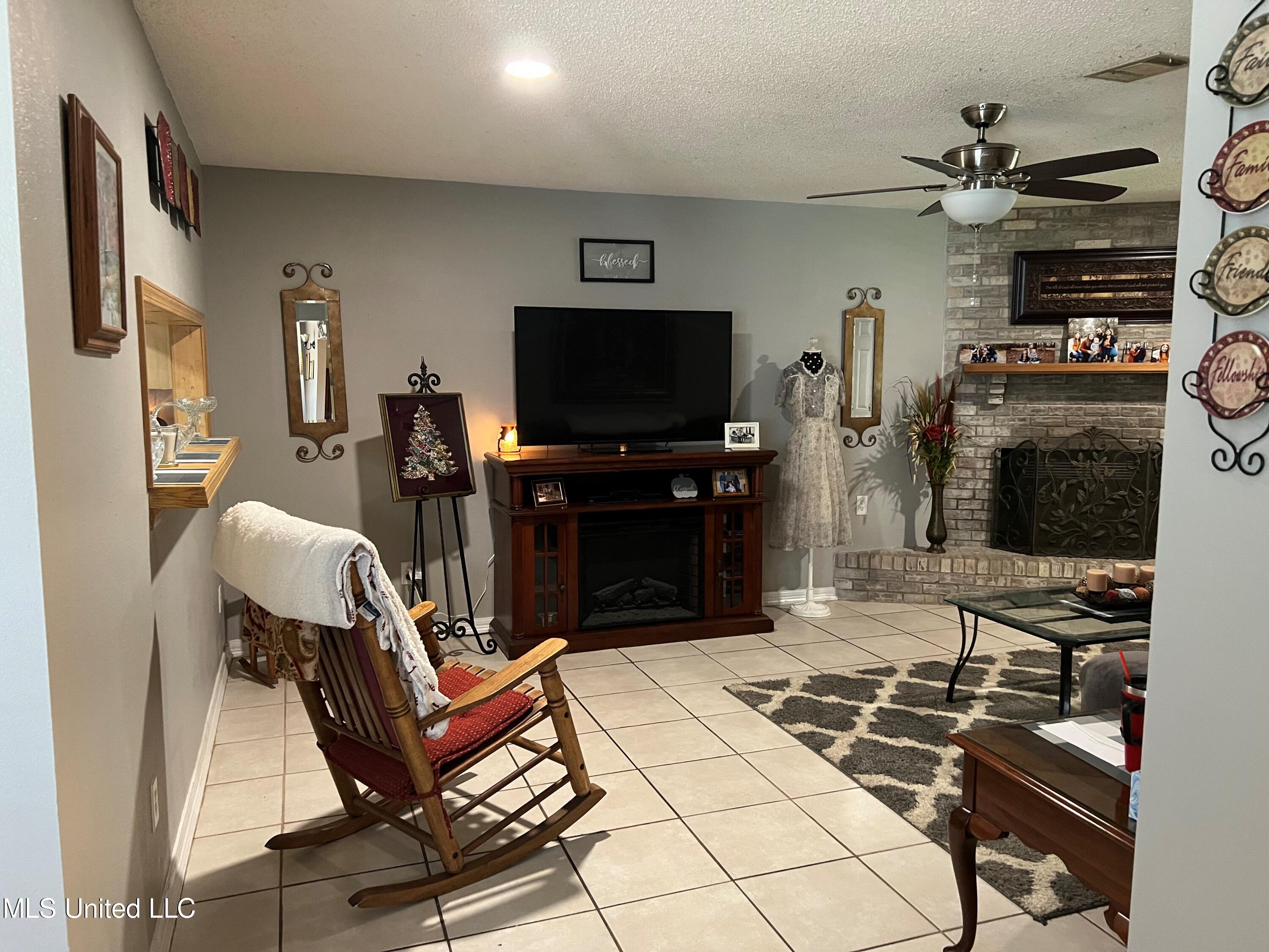 5237 Rue St Germain Gautier, MS 39553 - Photo 21 of 40 IMG_1034 (2)