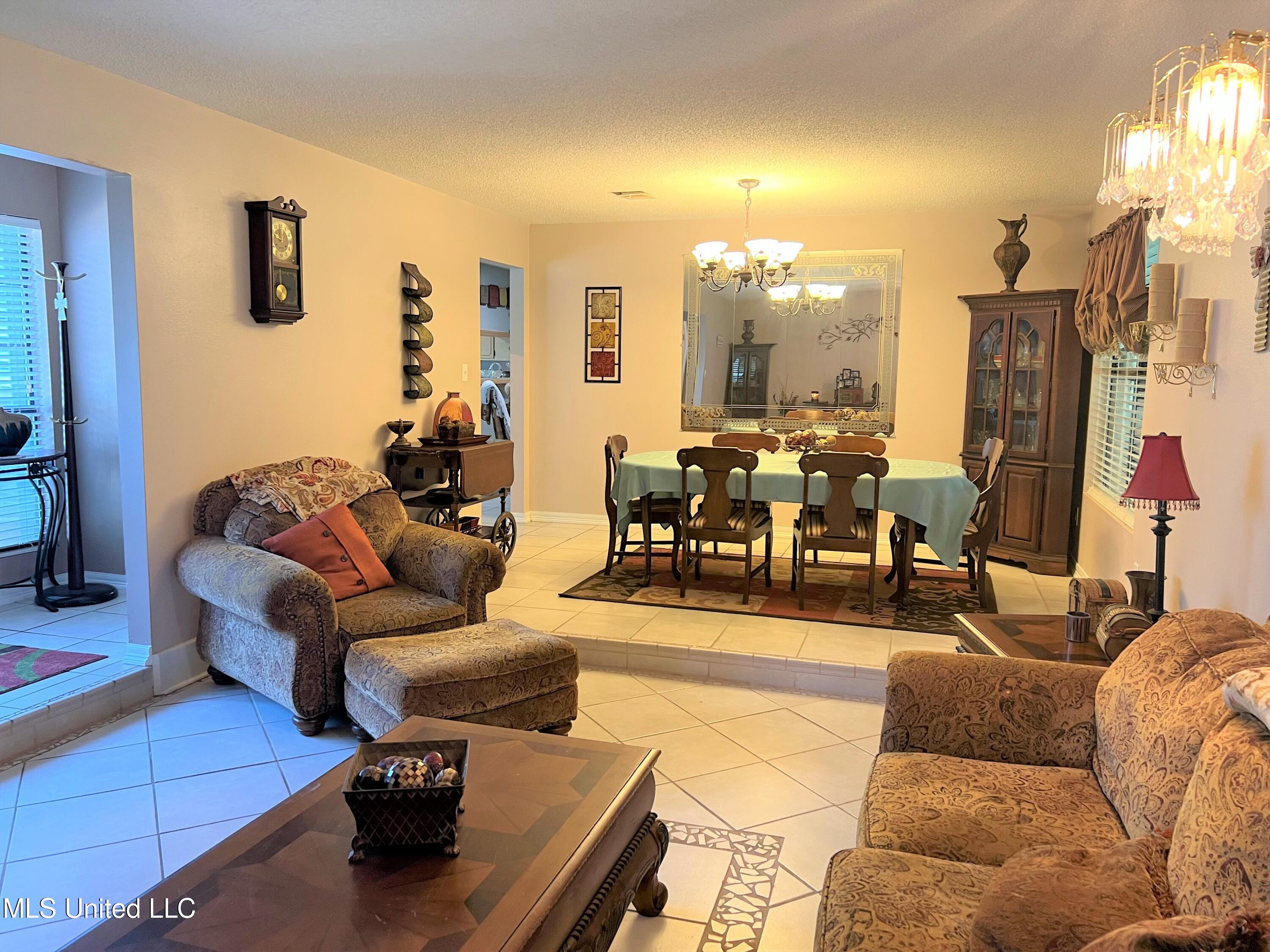 5237 Rue St Germain Gautier, MS 39553 - Photo 10 of 40 IMG_1039 (2)