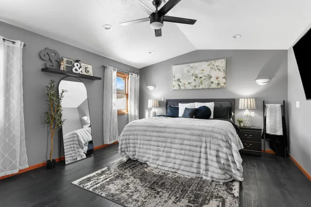 $980,000 | 2111 Clearwater Drive, Onalaska, WI 54650