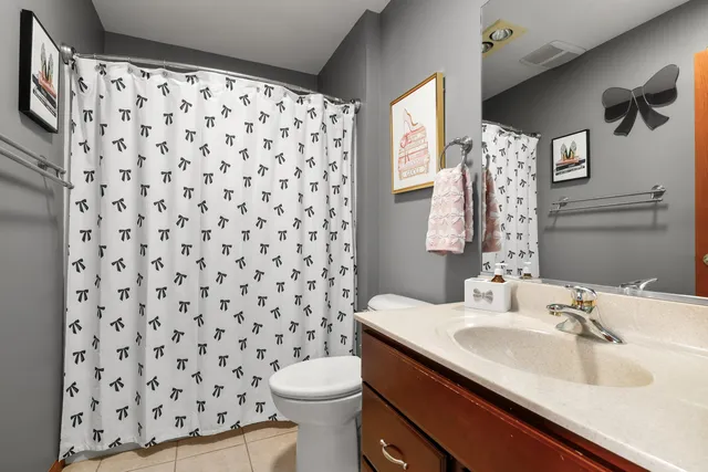 $980,000 | 2111 Clearwater Drive, Onalaska, WI 54650