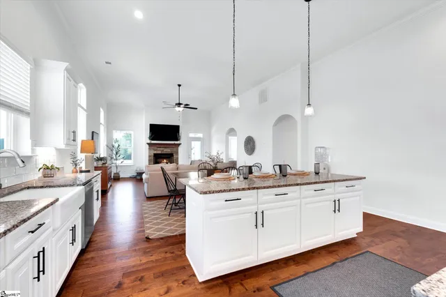 $550,000 | 202 Montview Circle, Greenville, SC 29617