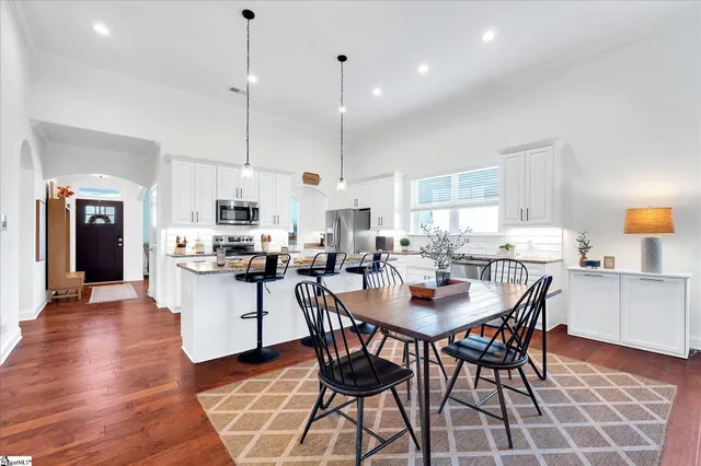 $550,000 | 202 Montview Circle, Greenville, SC 29617